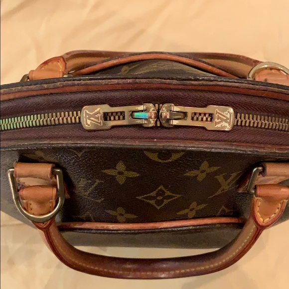 💯Authentic Louis Vuitton Ellipse PM - Picture 3 of 8